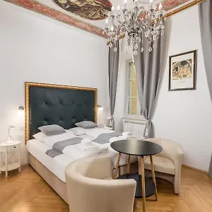  Apartman Art Teatro