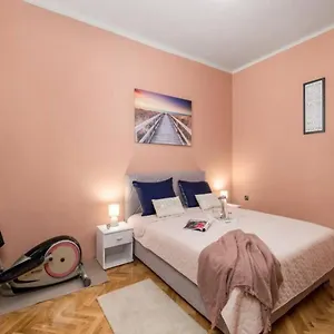  Apartman Karesa -rijeka